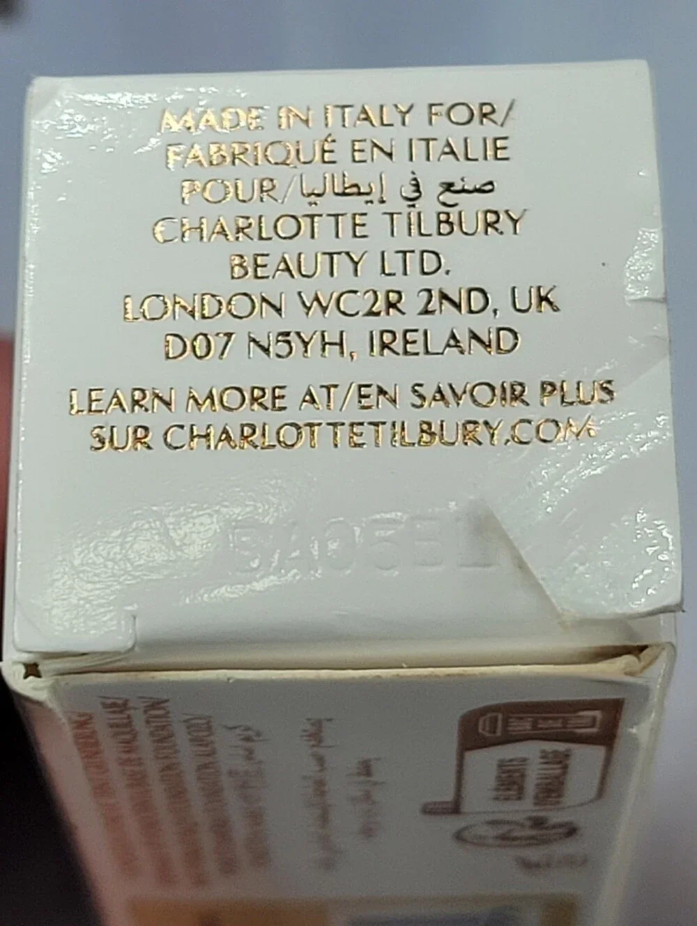 Charlotte Tilbury Unreal Skin Sheer Glow Tint Hydrating Foundation Stick BNIB